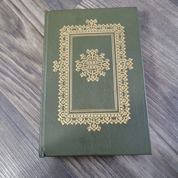 Elegant Green and Gold Decorative Book By CANNON Rare 1989 - Picture 6 of 9